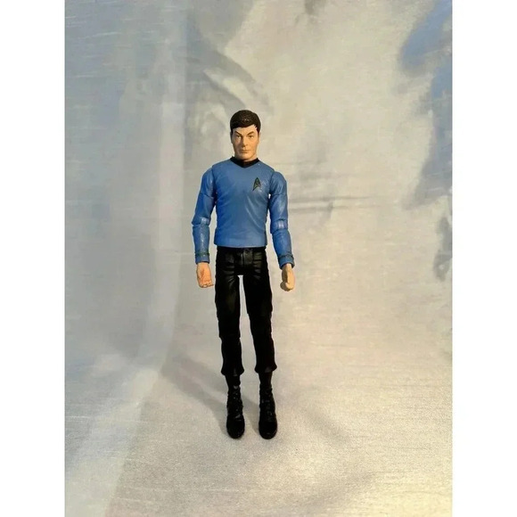 Other - Star Trek Classic Doctor McCoy Art Asylum 7" Action Figure 2003 Poseable